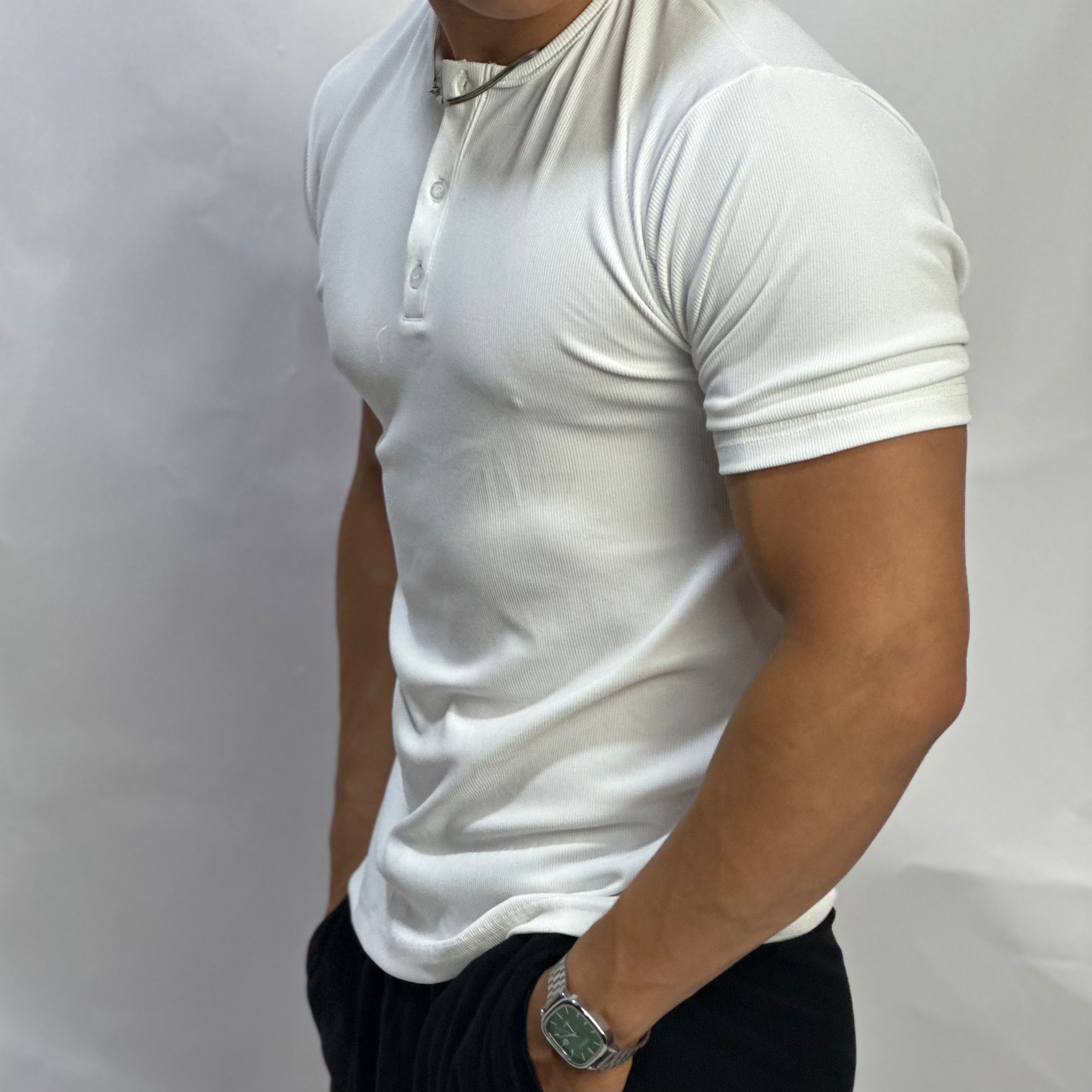 Short sleeves Henley shirt