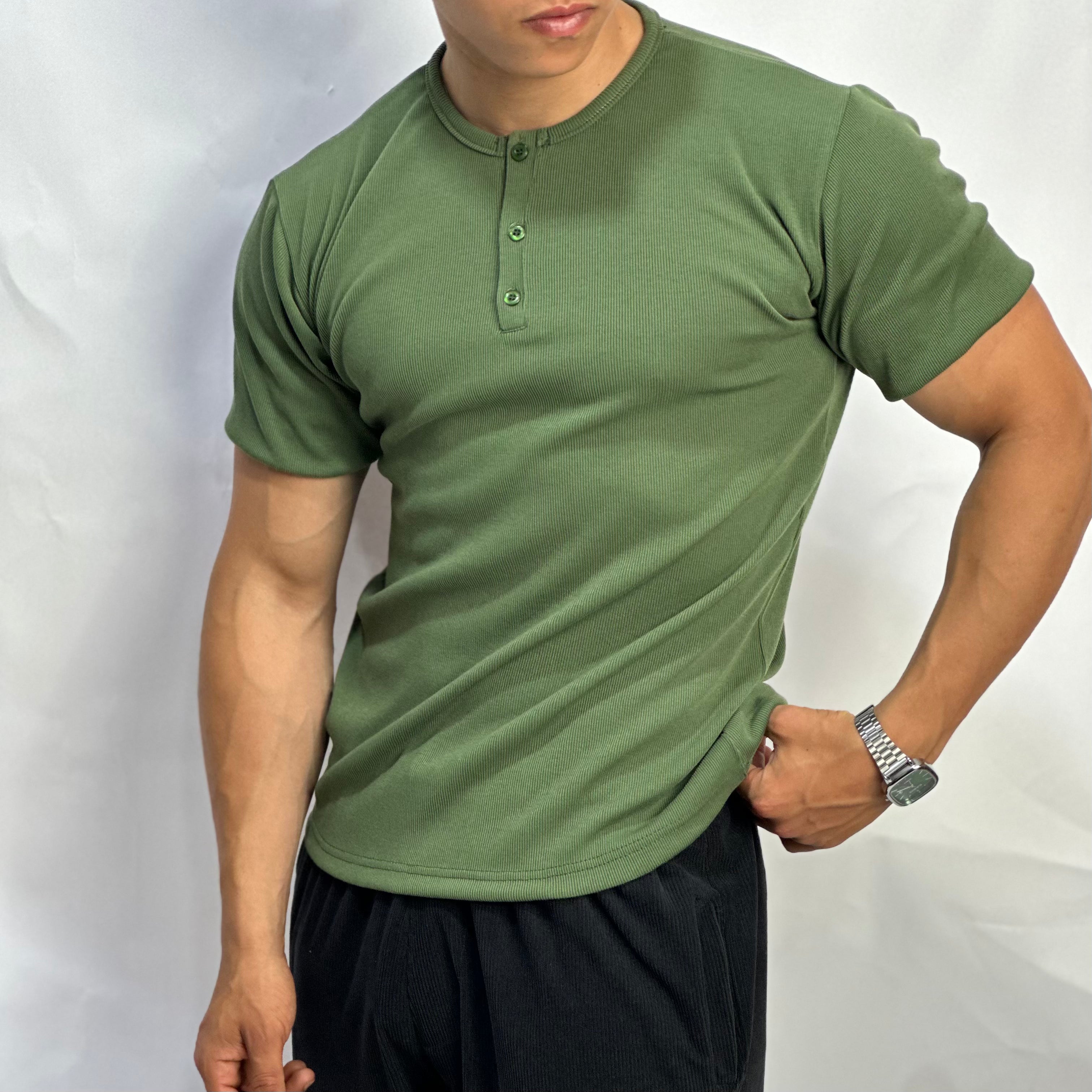 Short sleeves Henley shirt