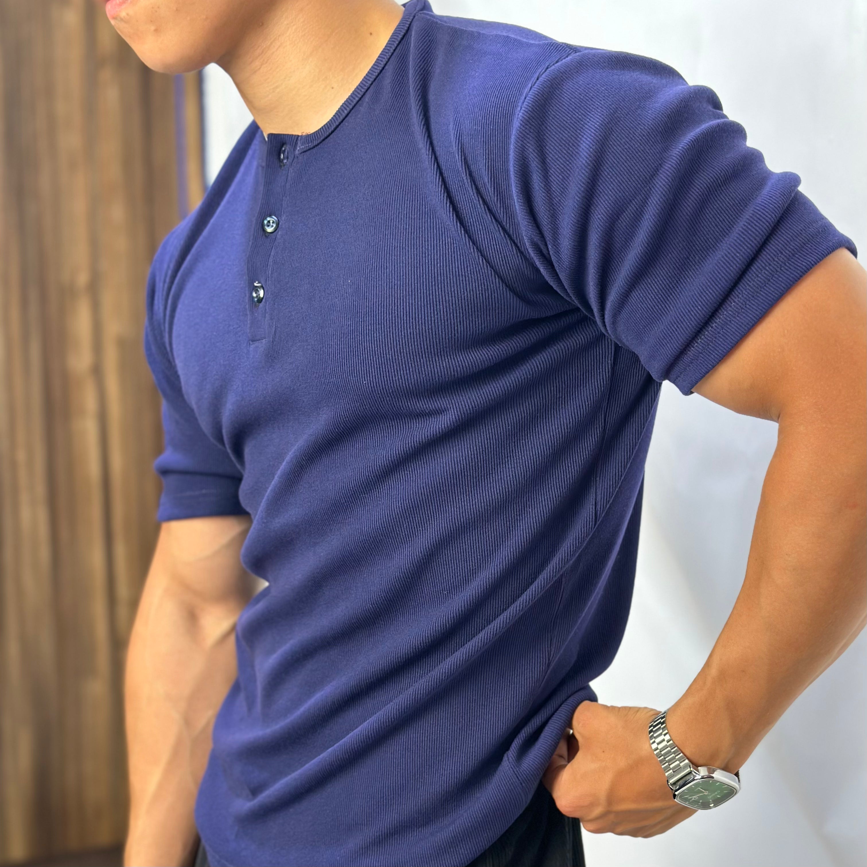 Short sleeves Henley shirt