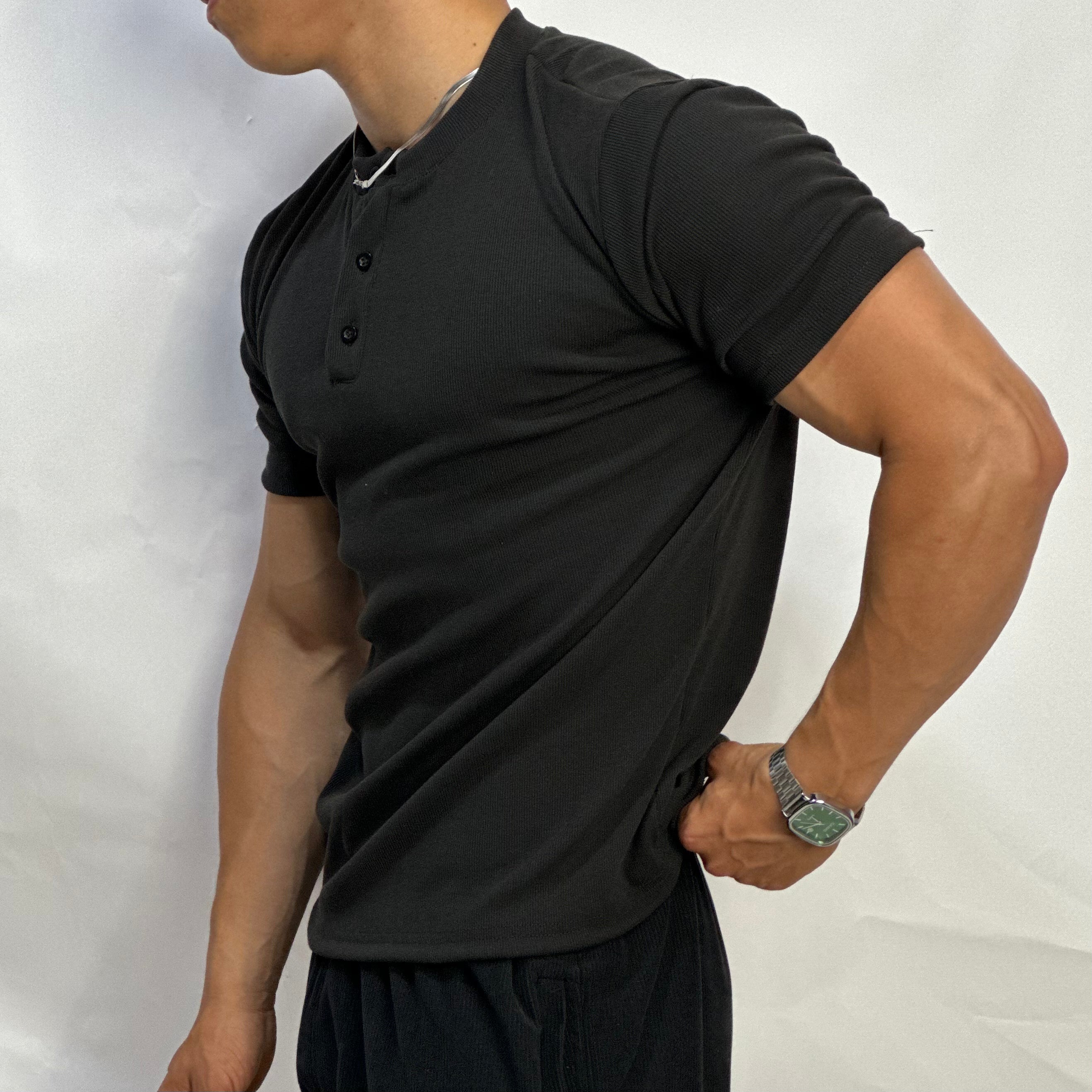 Short sleeves Henley shirt