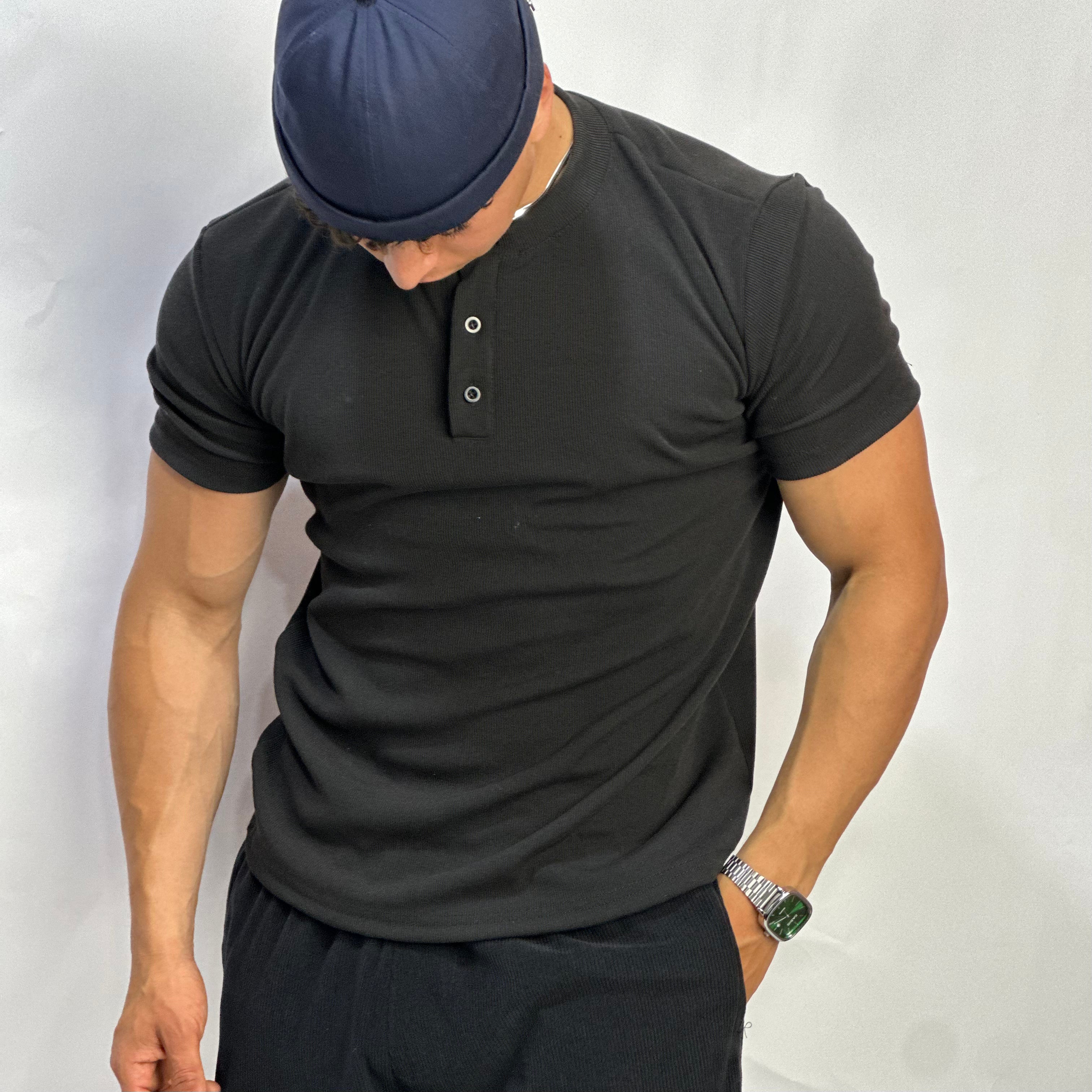Short sleeves Henley shirt