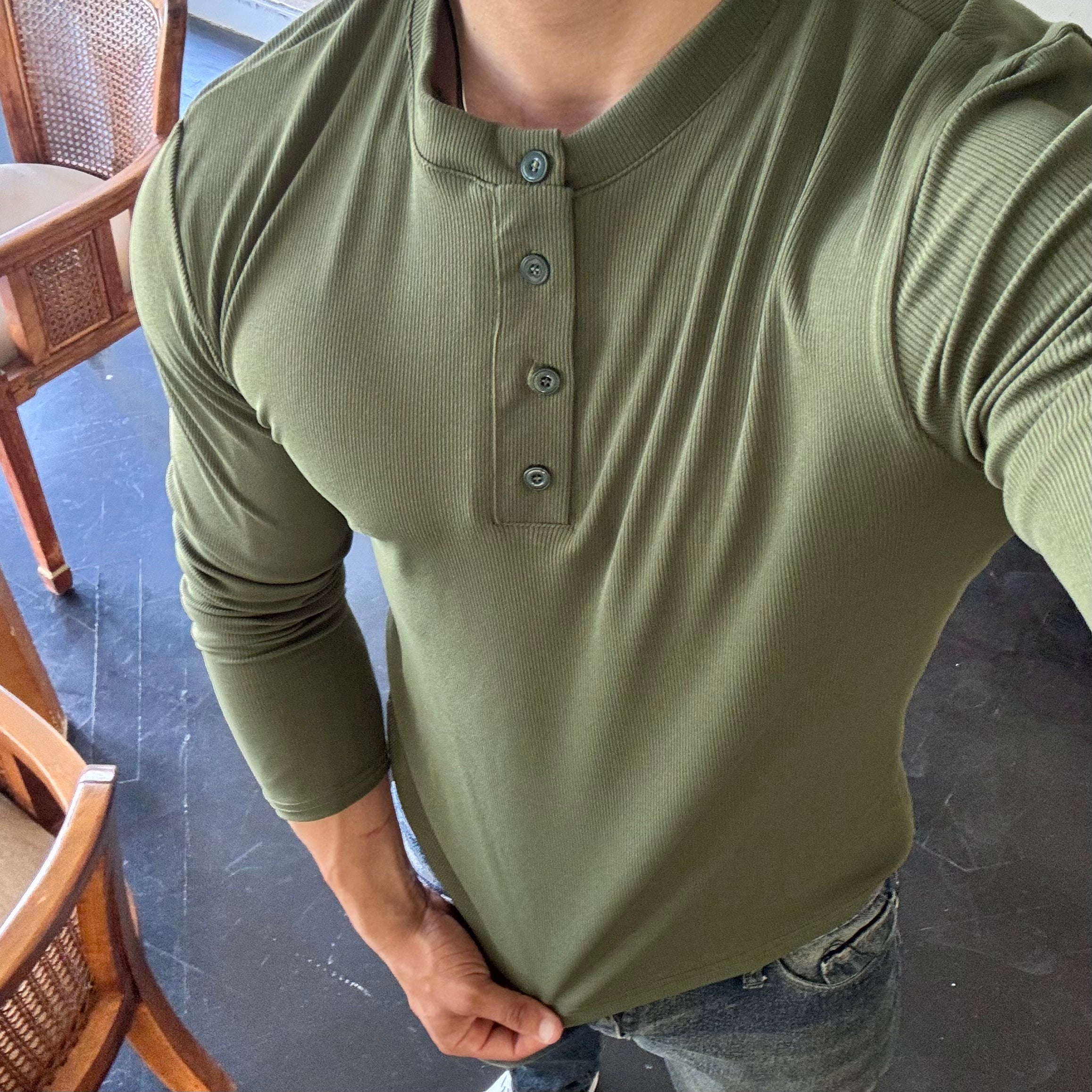 Long sleeves Henley shirt